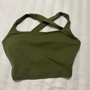 In My Feels Cloudful®
Air Square Neck
Crisscross Workout
Cropped Tank Top